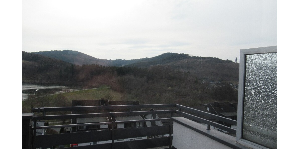 geräumige DG-Wohnung mit traumhaftem Ausblick! - 3- Winterberg | Angebot:26802227