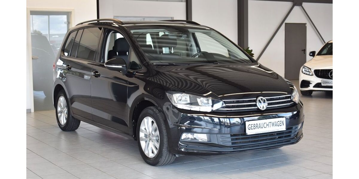 VW Touran 78.900 km 17.999 &euro; Düren 52351