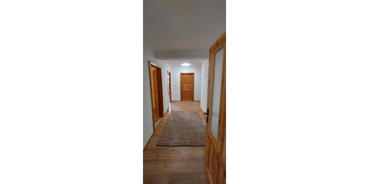 Etagenwohnung Hutthurm - 3 Zimmer, 104 m&sup2;, 700&euro; | Angebot:26633306
