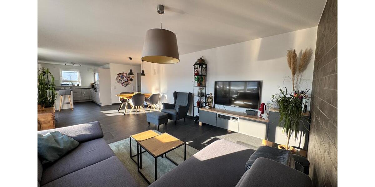 Exklusives Penthouse mit 3,5 Zimmer und Dachterasse in Besigheim 3.5 zimmer