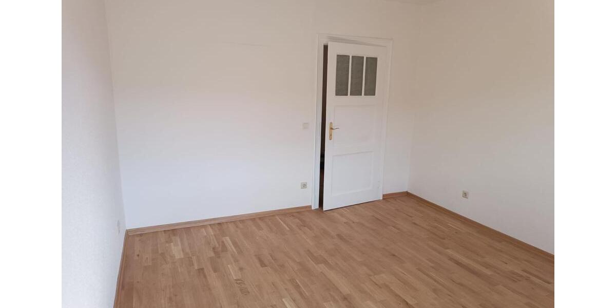 Etagenwohnung Mannheim Fahrlach - 4 Zimmer, 100 m&sup2;, 1.049&euro; | Angebot:25932426