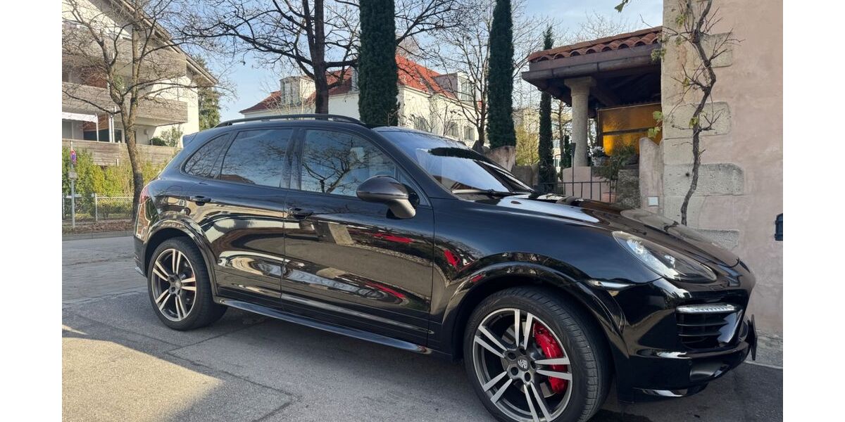 Porsche Cayenne 156.000 km 31.500 &euro; Rosenheim 83022