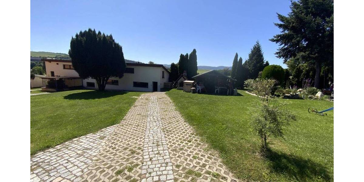 Etagenwohnung Unterwellenborn - 3 Zimmer, 76 m&sup2;, 80.000&euro; | Angebot:25670802