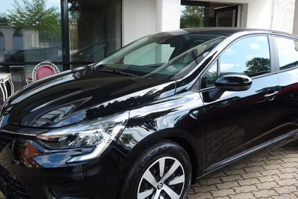 Renault Clio 24.300 km 14.990 &euro; Dresden 01217