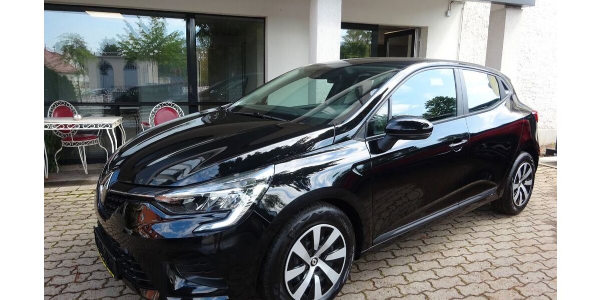 Renault Clio 24.300 km 14.990 &euro; Dresden 01217