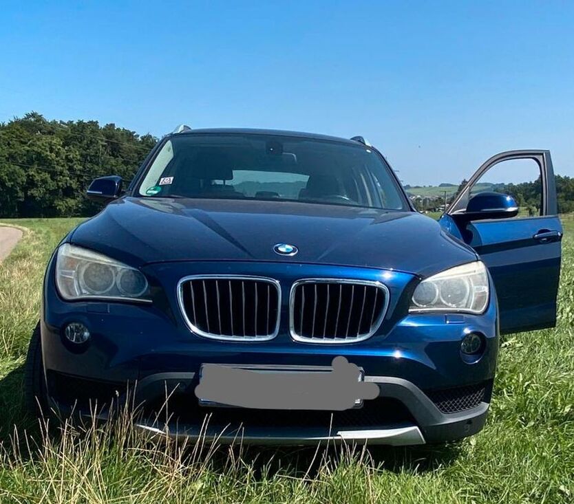 X1
