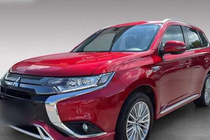 Mitsubishi Outlander 76.643 km 22.490 € Grünwald 82031
