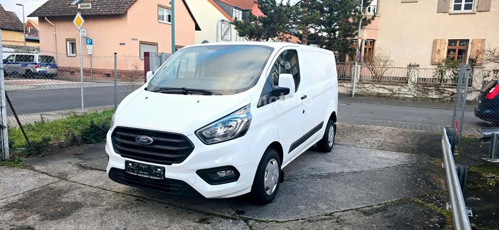 Ford Transit Custom 127.000 km 14.999 &euro; Rüsselsheim am Main 65428