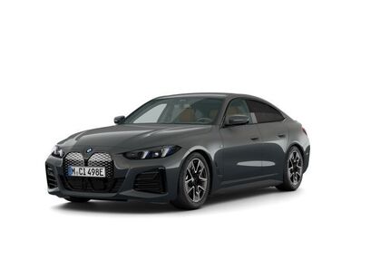 BMW i4 3.235 km 60.990 &euro; München 81827