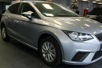 Seat Ibiza 1.0 MPI Style - Navi - SHZ - PDC -