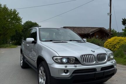 BMW X5 215.000 km 4.999 &euro; Dortmund 44265