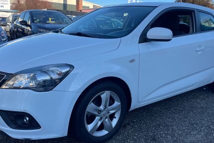 Kia pro ceed / ProCeed 93.000 km 4.400 &euro; Dachau (bei München) 85221