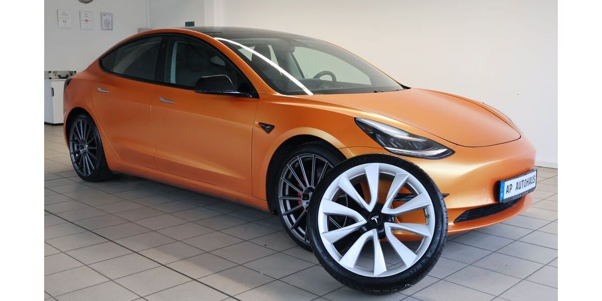 Tesla Model 3 87.339 km 22.990 &euro; Schöneiche bei Berlin 15566