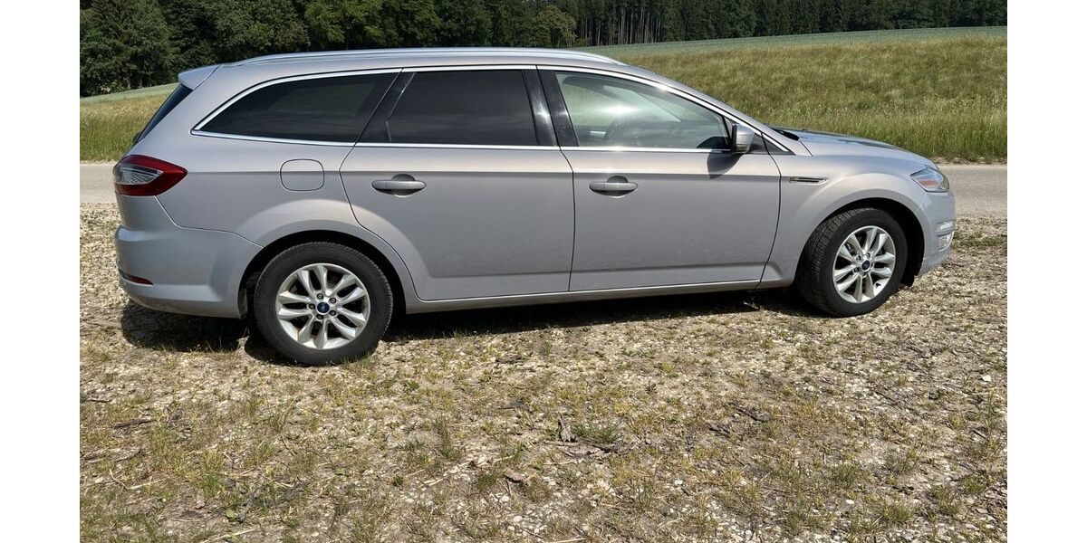 Ford Mondeo 175.800 km 6.300 &euro; Kötz 89359
