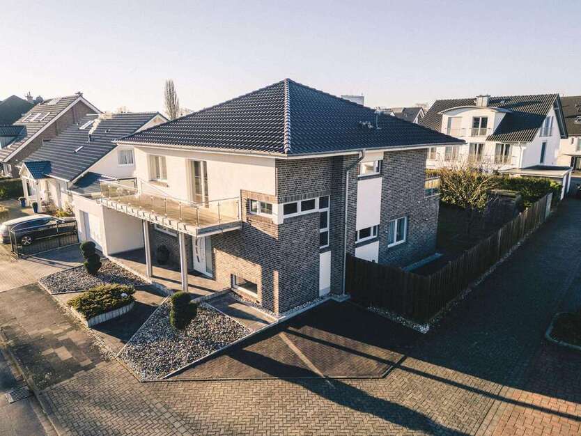 Haus zum Kaufen in Hamm 990.000 € 188.26 m²