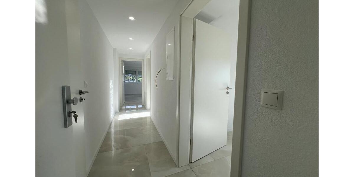 Erstbezug nach Kernsanierung- 3-Zi.-Whg. mit herrlichen Ausblick! 3 zimmer