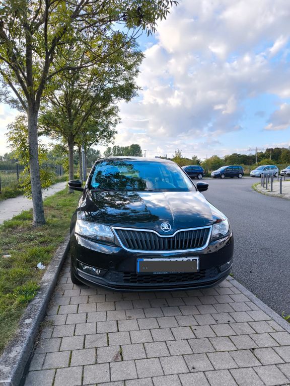 Skoda Rapid 114.000 km 7.500 € Berlin 13125