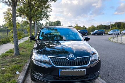 Skoda Rapid 114.000 km 7.999 € Berlin 13125