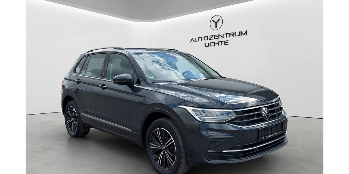 VW Tiguan 108.000 km 23.899 &euro; Uchte 31600