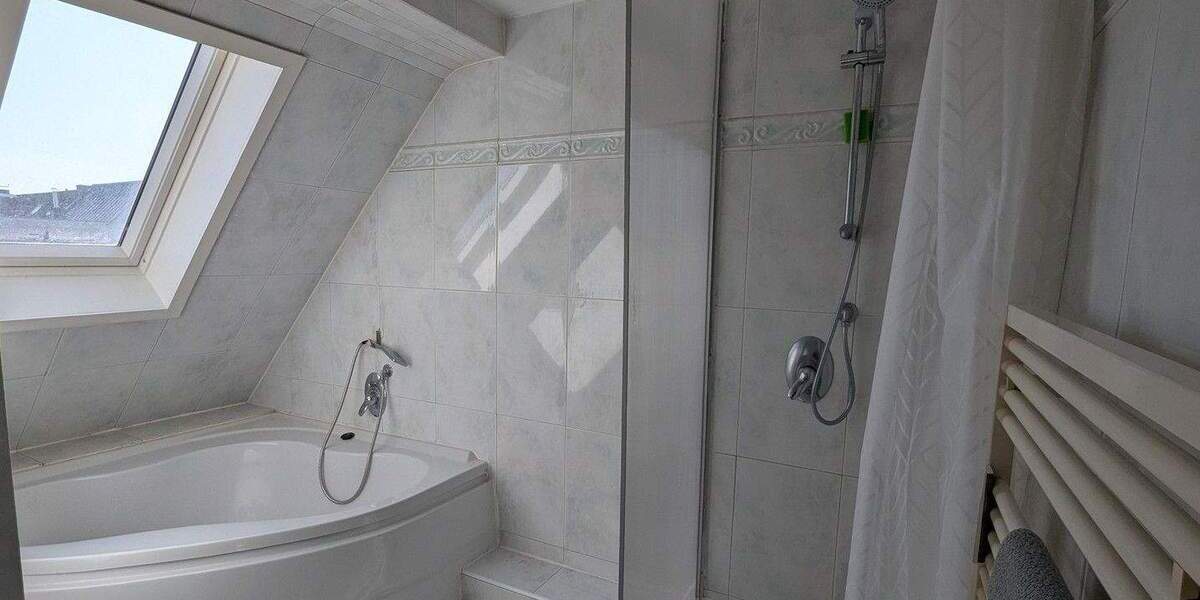 Etagenwohnung Troisdorf Troisdorf-Mitte - 4 Zimmer, 83 m&sup2;, 236.000&euro; | Angebot:25657337