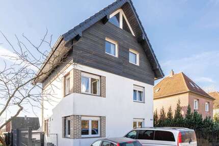 Haus zum Kaufen in Bielefeld 349.900 € 157.91 m²