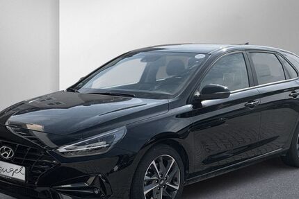 Hyundai i30 27.350 km 15.989 &euro; Wunsiedel 95632