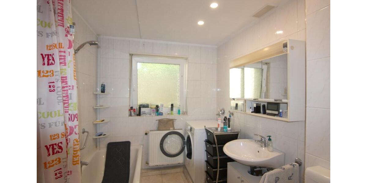 Etagenwohnung Schönau - 3 Zimmer, 82 m&sup2;, 650&euro; | Angebot:26663167