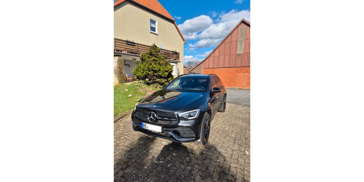 Mercedes-Benz GLC 300 127.000 km 30.950 &euro; Sibbesse 31079