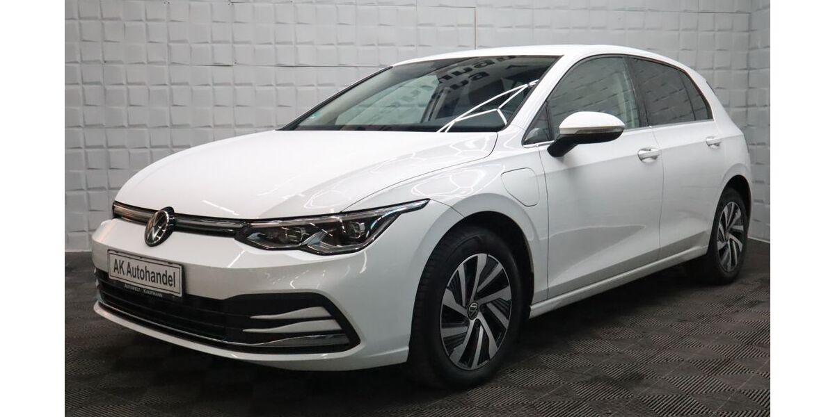 VW Golf 43.260 km 21.490 &euro; Freising bei München 85354