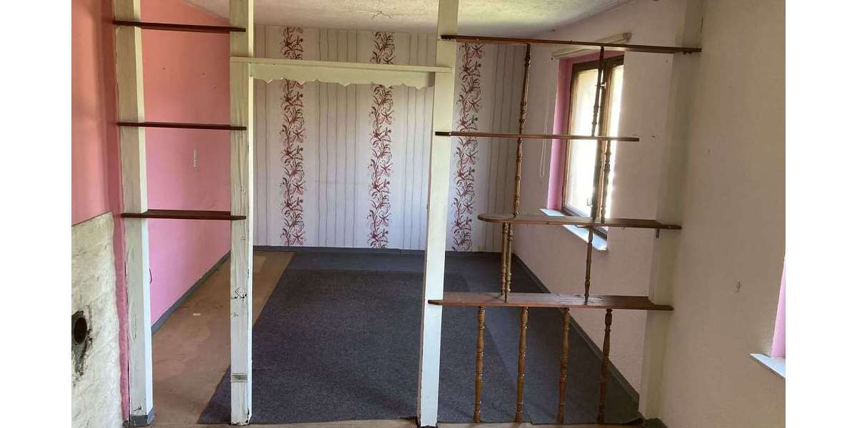 Doppelhaushälfte Sangerhausen - 6 Zimmer, 130 m&sup2;, 69.000&euro; | Angebot:25743667