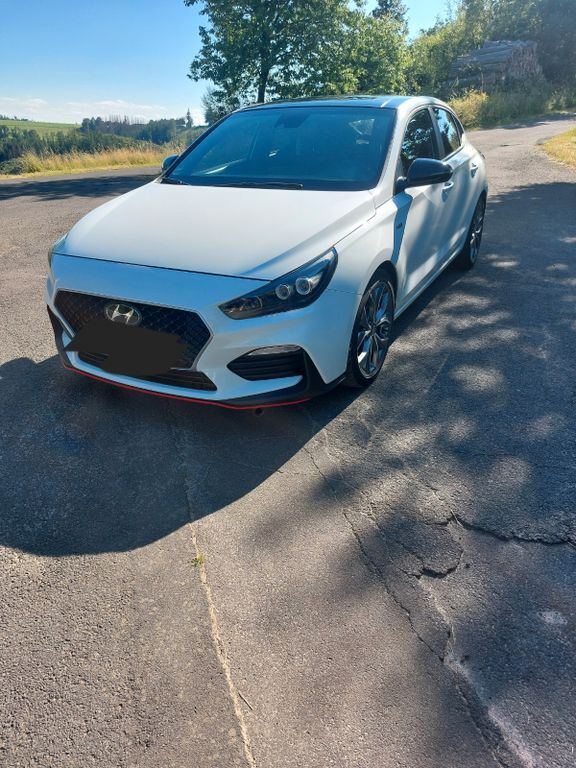 i30