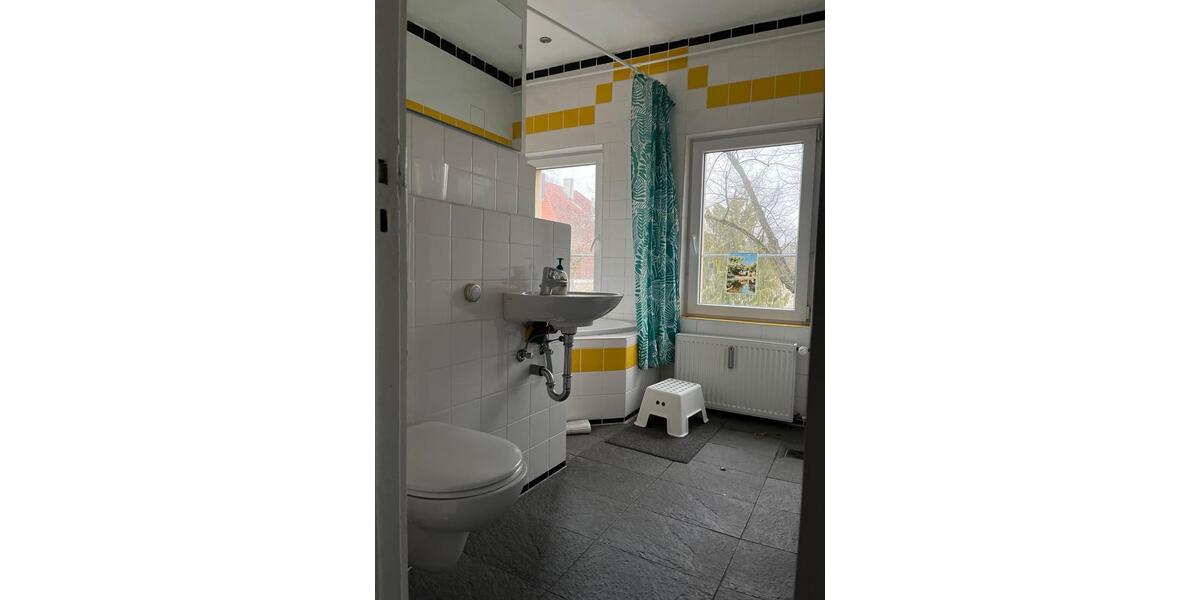 Etagenwohnung Berlin Westend - 5 Zimmer, 120 m&sup2;, 2.200&euro; | Angebot:26329400