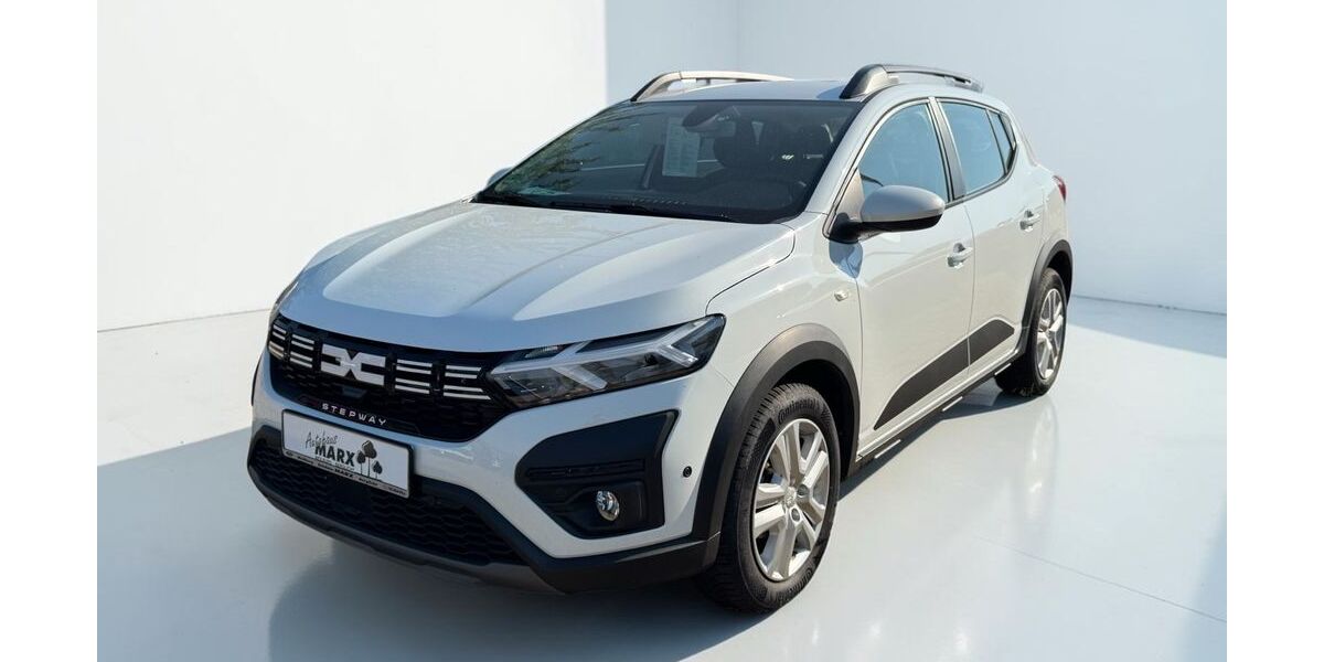 Dacia Sandero 8.100 km 17.990 &euro; Berglicht 54426