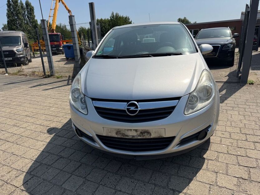 Opel Corsa 226.600 km 600 € hildesheim 31135