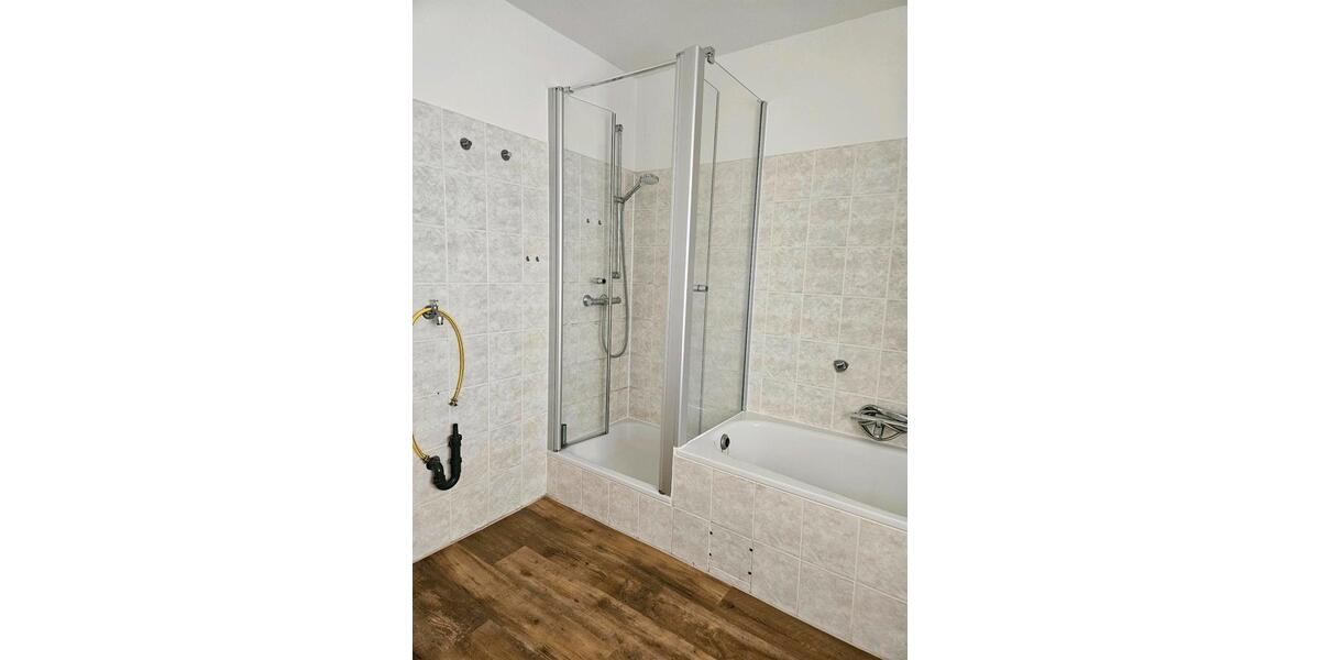 Etagenwohnung Schleusingen - 2 Zimmer, 68 m&sup2;, 470&euro; | Angebot:26001217