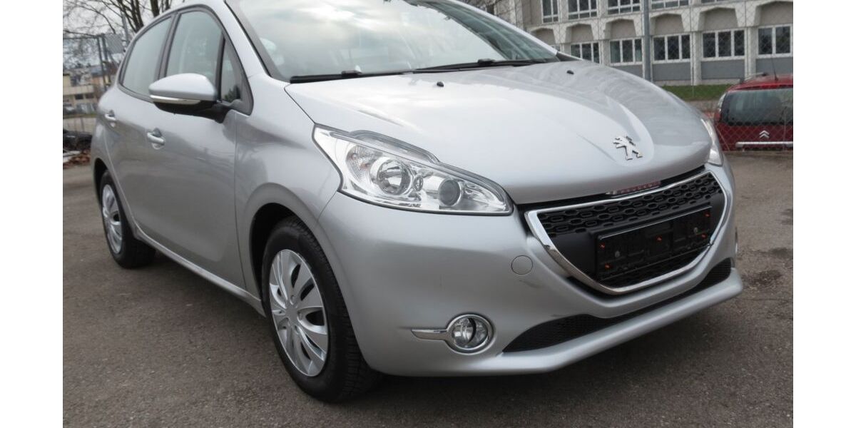 Peugeot 208 109.100 km 4.900 &euro; Rosenheim 83026
