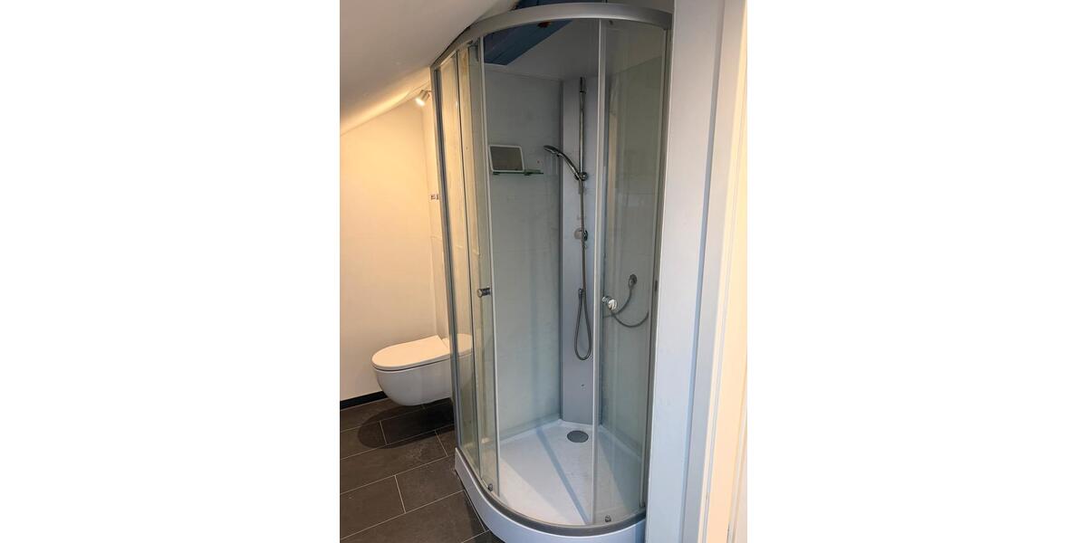 Dachgeschosswohnung in Meitingen 100qm +EBK 2 zimmer