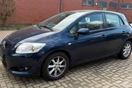 Toyota Auris 162.800 km 3.950 &euro; Clausthal-Zellerfeld 38678