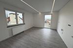 Etagenwohnung Hohenroth - 3.5 Zimmer, 101 m&sup2;, 1.050&euro; | Angebot:26566533