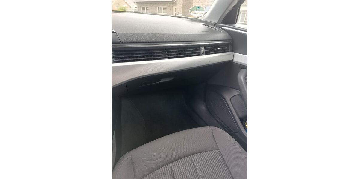 Audi A4 128.500 km 17.000 &euro; Sassenberg 48336