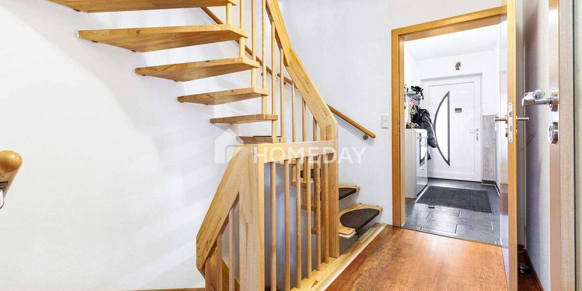 Doppelhaushälfte Erlangen Büchenbach - 8 Zimmer, 111 m&sup2;, 720.000&euro; | Angebot:25737636