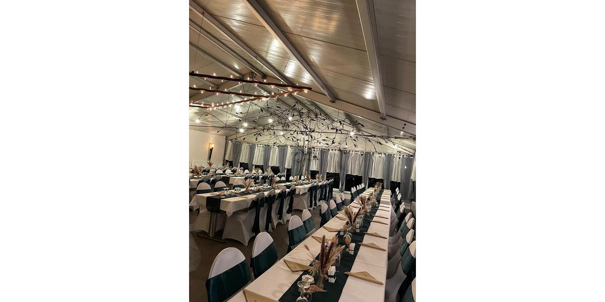 Partyraum Saal mieten zimmer