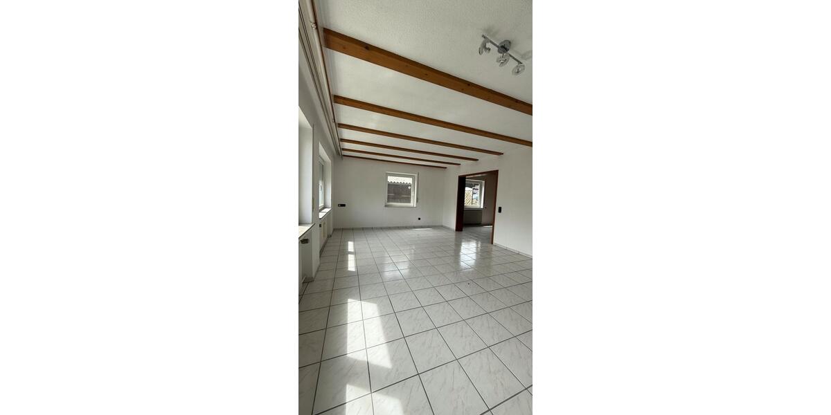 Doppelhaushälfte Reutlingen Reutlingen-Betzingen - 5 Zimmer, 107 m&sup2;, 1.350&euro; | Angebot:26491017