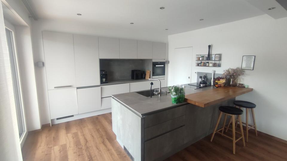 Freistehender Einfamilienhaus mit ausgebauten Keller Studio 5 zimmer