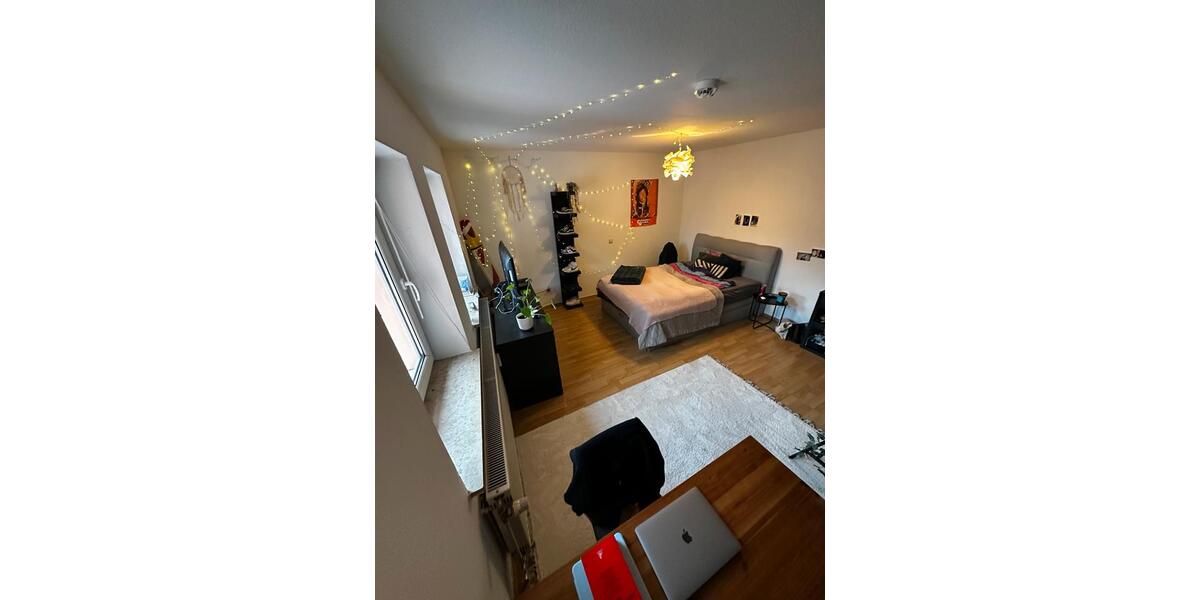 1-Zimmer-Wohnung mit Stellplatz 1 zimmer