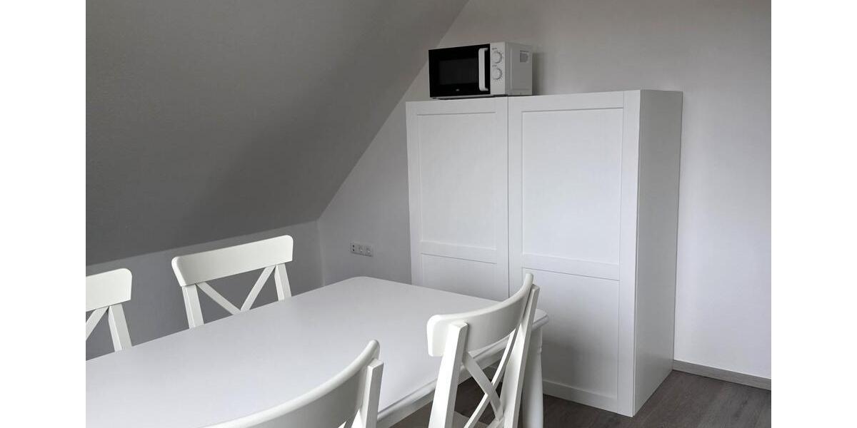 2-Familienhaus in ruhiger Sackgassenlage mit separaten Eingängen 6 zimmer