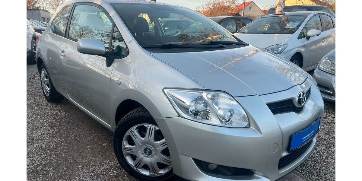Toyota Auris 161.942 km 3.490 &euro; Berlin 13089