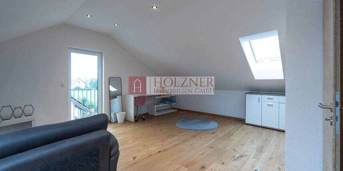 Doppelhaushälfte Altdorf Aich - 5 Zimmer, 152 m&sup2;, 2.100&euro; | Angebot:23886598