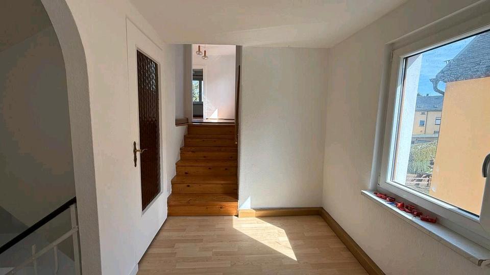Einfamilienhaus Pausa-Mühltroff Mühltroff - 5 Zimmer, 145 m&sup2;, 1.100&euro; | Angebot:26286416