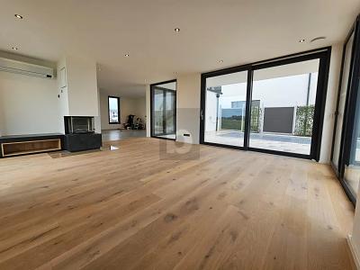 VERMIETUNG - MODENER LUXUS MIT POOL UND AUSBLICK - Einfamilienhaus Poing | Angebot:24818556